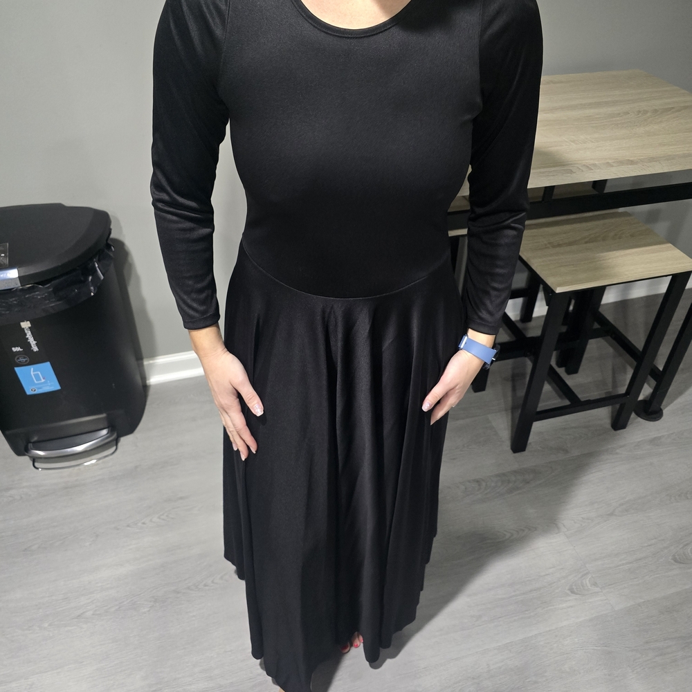 Elegant Black Long Sleeve Dress